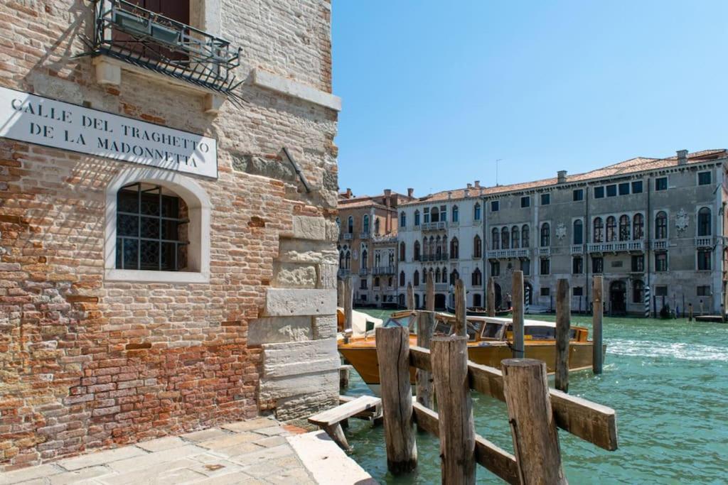 Residence Alma - Rialto Bridge Venezia Esterno foto